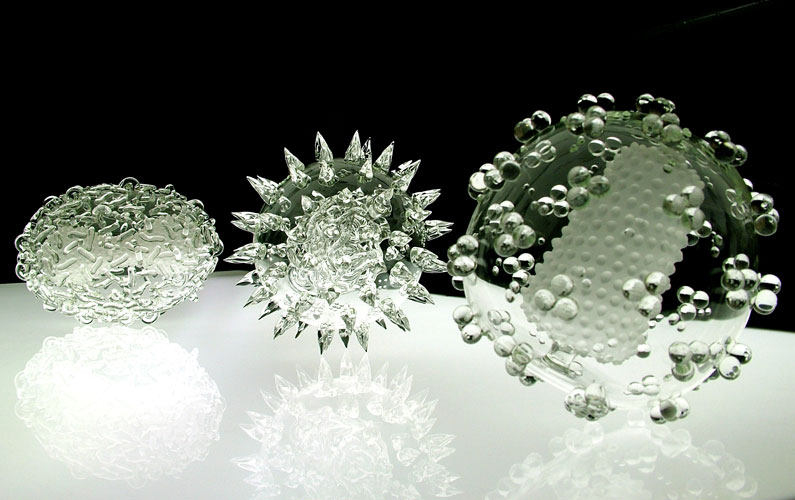 Вирус оспы, ВИЧ, мутация - вымышленный вирус